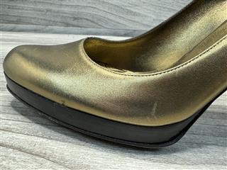 GUCCI GOLD LEATHER PLATFORM PUMPS SIZE 11B